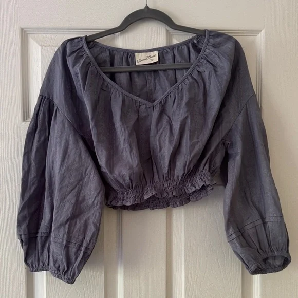 Universal Thread Mauve Blue Cropped Blouse - Picture 1 of 7